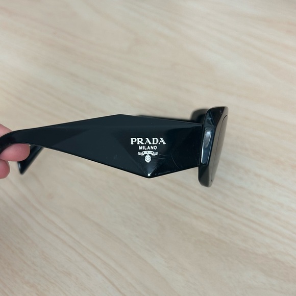 Prada sunglasses - Picture 11 of 11